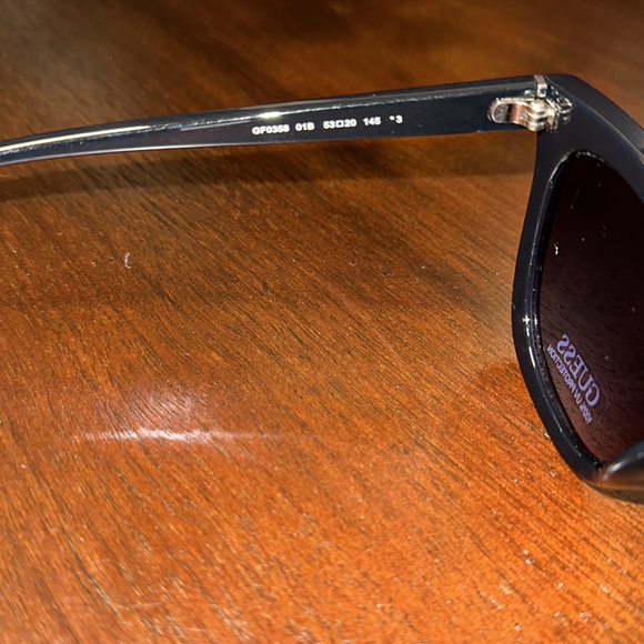 GUESS Black Glitter Sunglasses main image 8